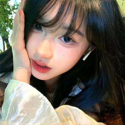 雾中的女孩